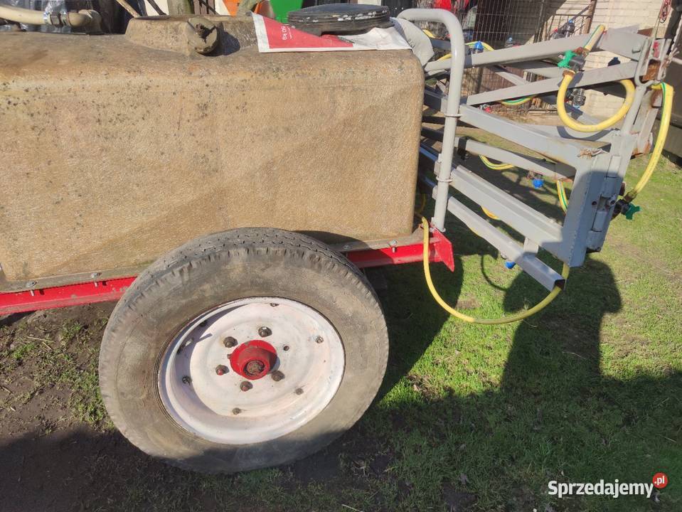 Opryskiwacz polowy ciągany 1000l Zaczepiane Wieluń sprzedam