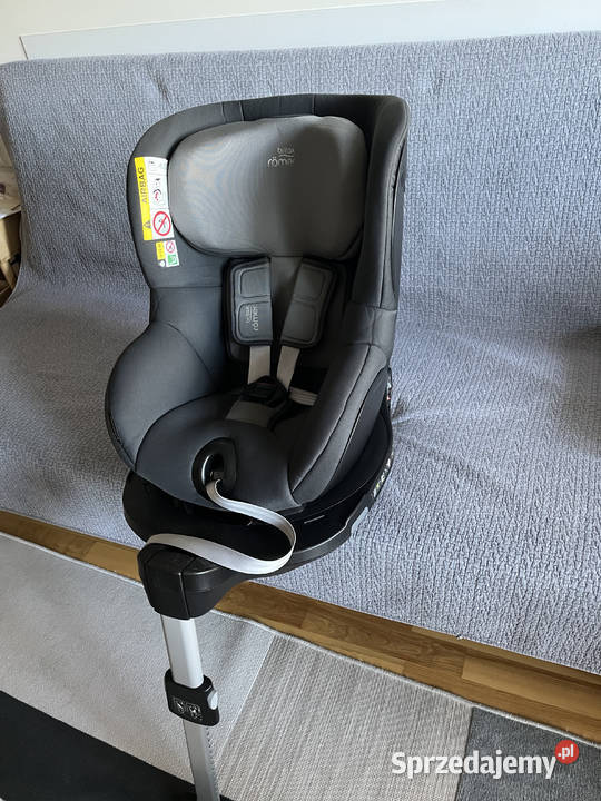 Fotelik BRITAX Romer Dualfix M isize CZYSTY i
