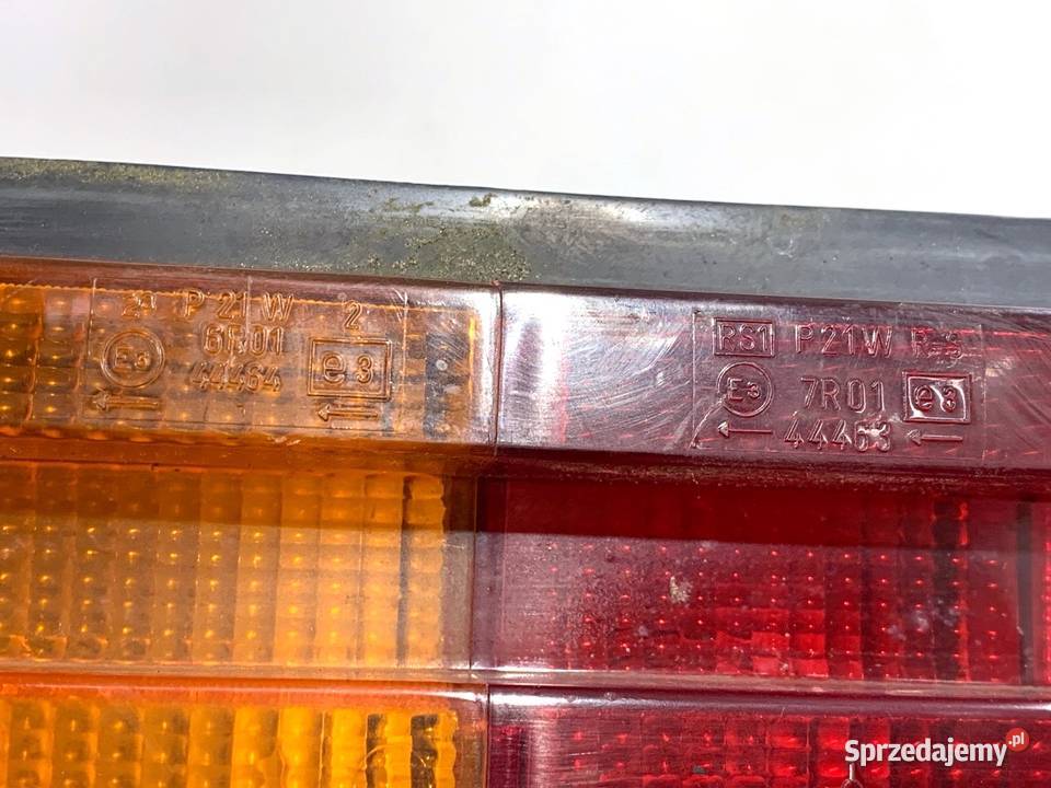 LAMPA LEWY TYŁ MERCEDES W201 SedanLimuzyna 8293 osobowe