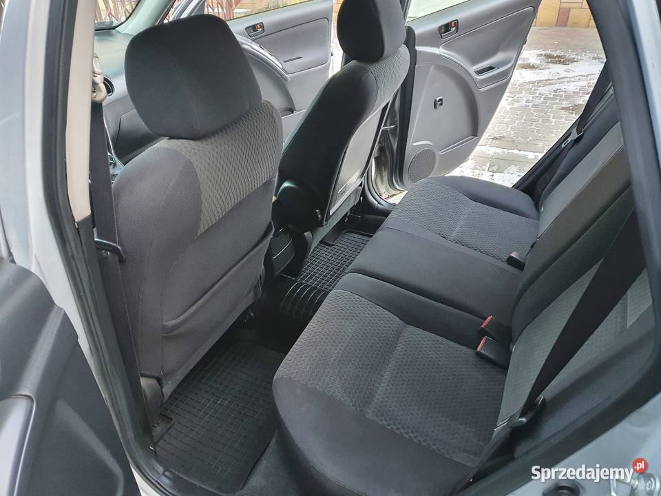 TOYOTA MATRIX 18 BENZYNA 2005 Łęg Tarnowski sprzedam