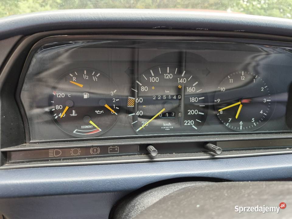 Mercedes 190E W201 pierwsza seria Automat aluminiowe felgi