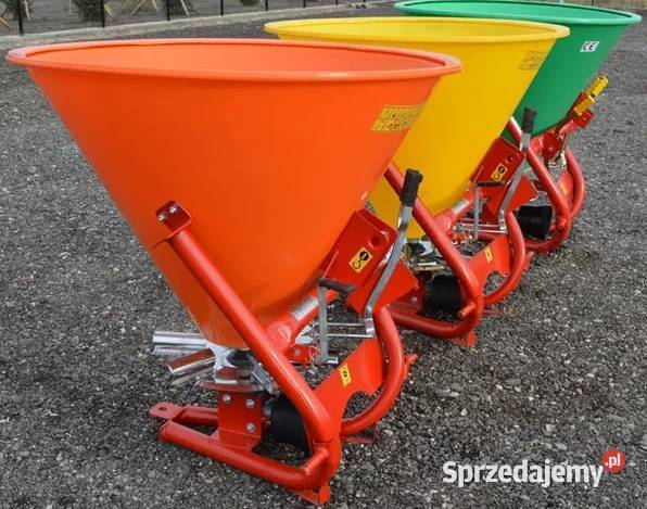 Nowy ROZSIEWACZ NAWOZÓW lejek STRUMYKKłosTytan nieuszkodzony Zamość sprzedam