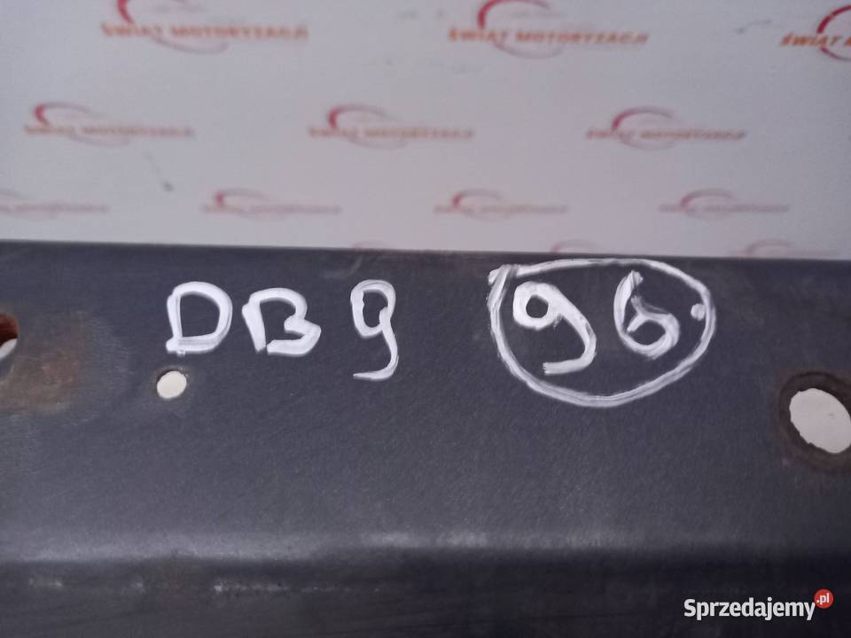 TOYOTA PRIUS XW20 06r pas przedni wzmocnienie świętokrzyskie Kielce