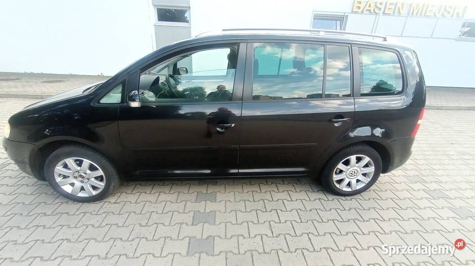 Śliczny VW Touran 5 osobowy zamiana 140KM