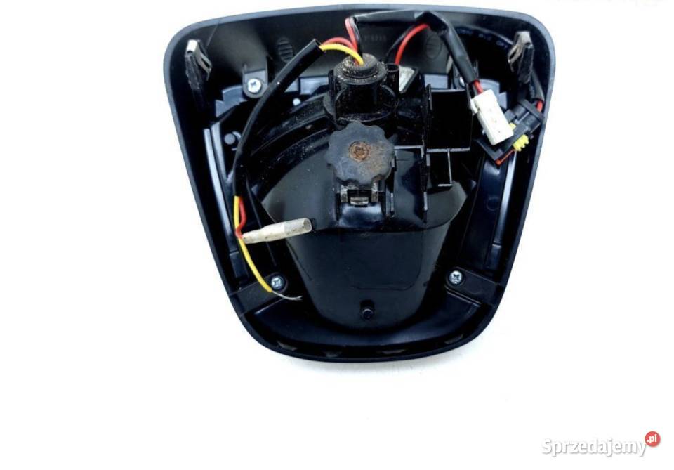 lampa tył tylna Piaggio Vespa Sprint 125 S Motoryzacja wielkopolskie sprzedam