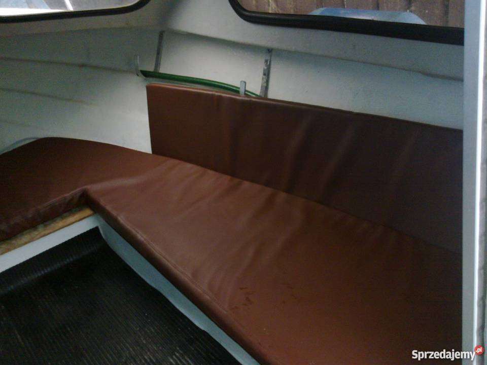 Łódka kabinowa Pozostałe Koszalin sprzedam