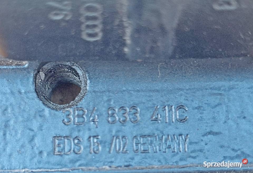 VW PASSAT B5 ZAWIASY DRZWI 3B4833411C 3B4833412C osobowe Radom