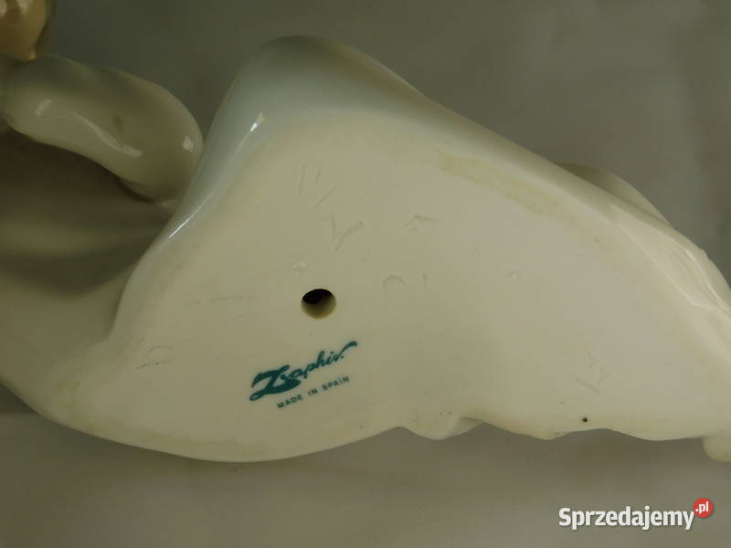 Figurka modlącej sie dziewczyny Zaphir 1337 Fiaf Szczecin