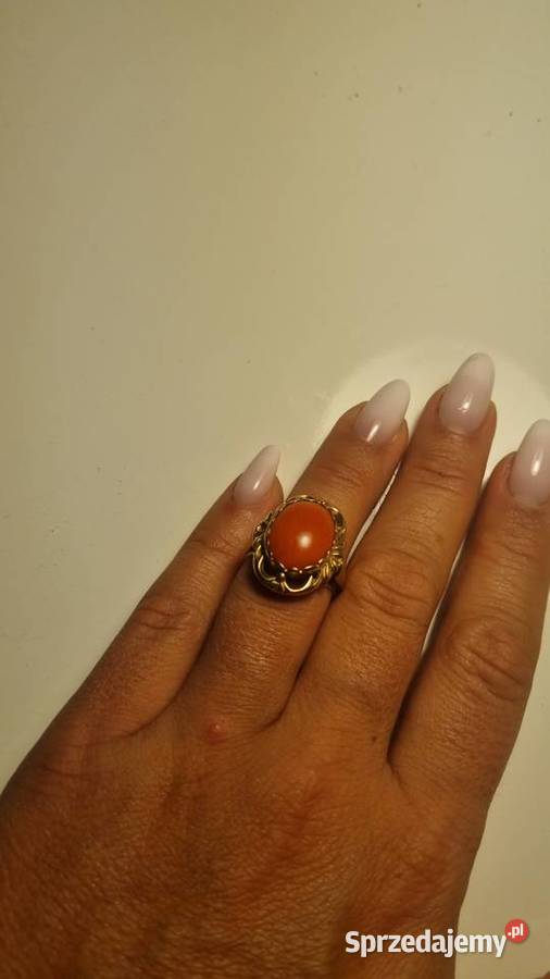Złoty pierścionek z koralem Gdańsk sprzedam