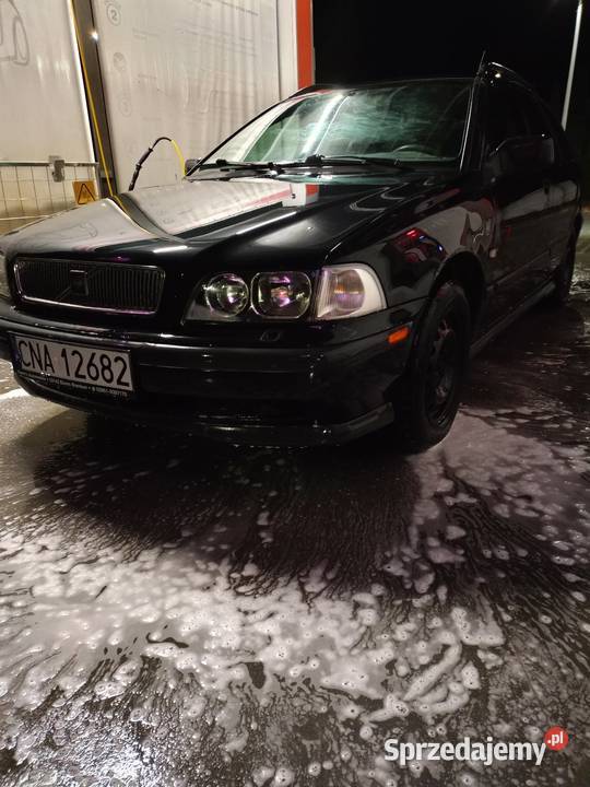 Sprzedam Volvo v40