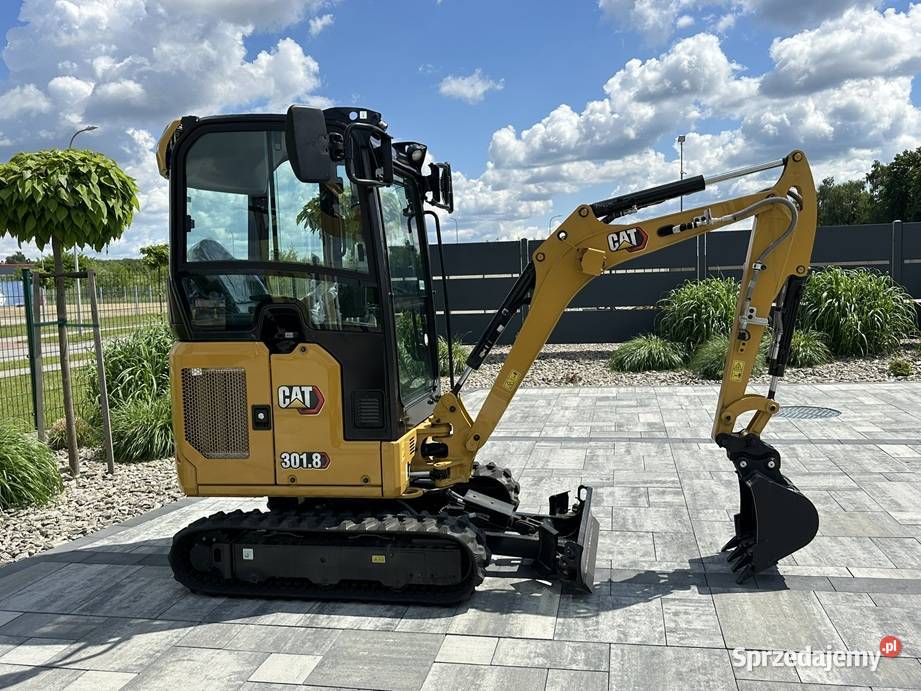 FABRYCZNIE NOWY CAT 3018