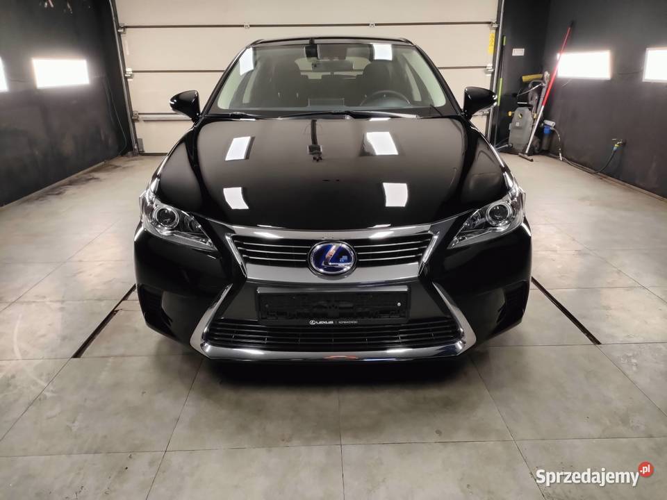 Lexus CT200h hybryda Radom