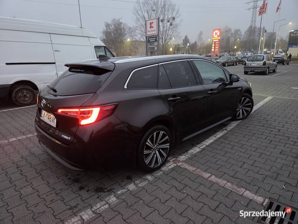 Toyota Corolla Hybrid 2021 18 Jaworzno