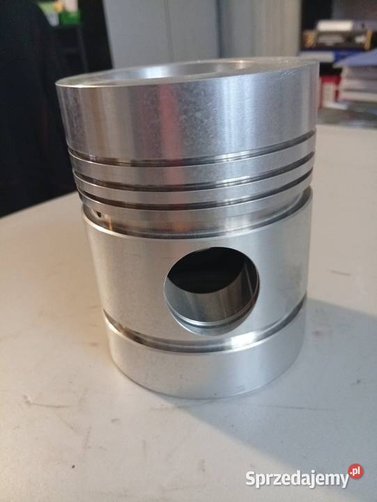 Tłok silnika Mf4 mazowieckie Płock