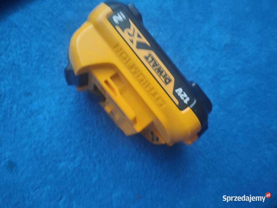 Akumulatorek DeWolta 12V Ełk