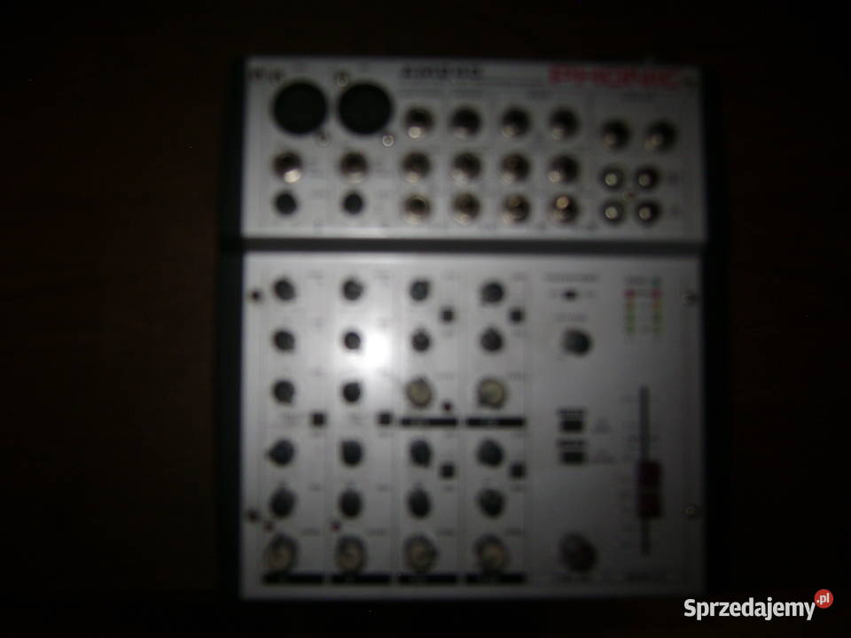 Mikser Phonic AM240