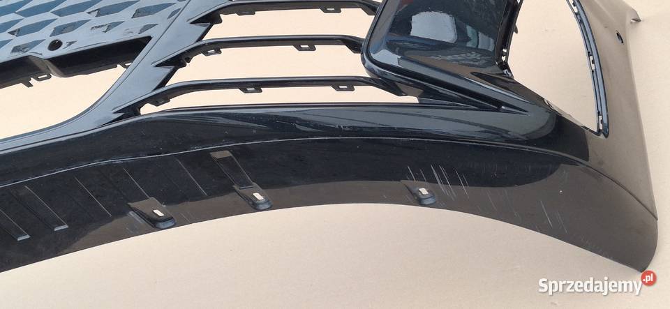 AUDI ETRON GT RS ZDERZAK PRZÓD PRZEDNI DOKŁADKA Zderzaki Bieleń