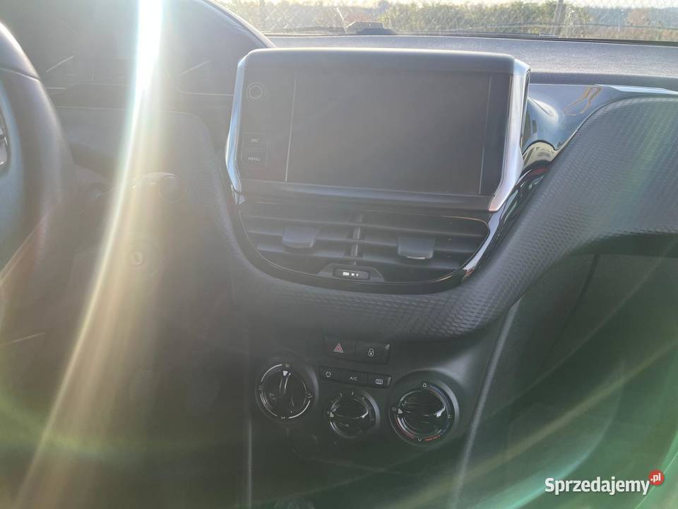 PEUGEOT 208 16 BlueHDi 75 Style ED731 Katowice