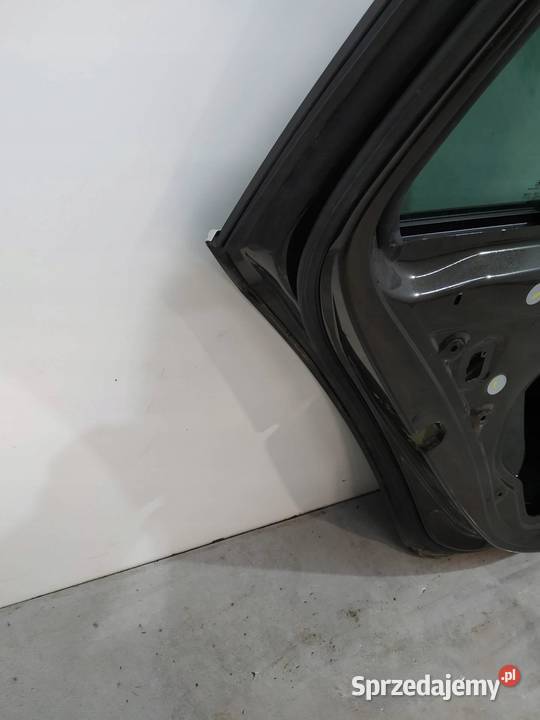 DRZWI LEWE TYŁ KOMBI Skoda Superb III 2015