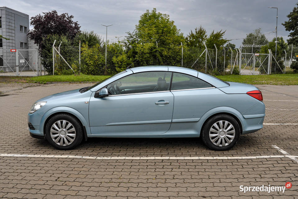 Opel Astra 16 2009r Lift Cabrio Bezwypadkowy dolnośląskie Wrocław sprzedam