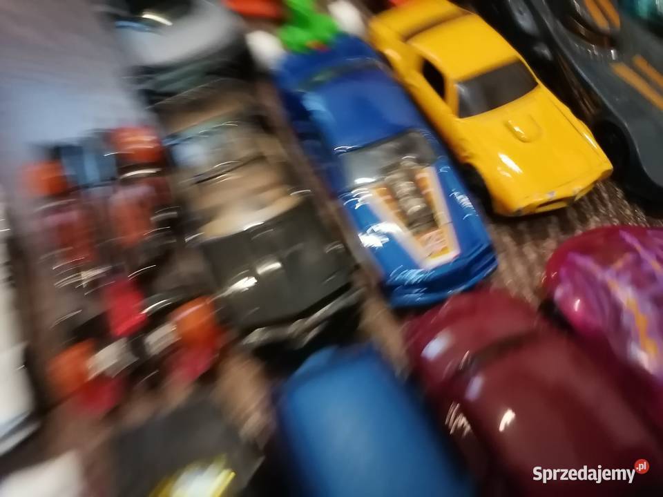 Zabawkowe Autka Hot Wheels 18 sztuk Wrocław