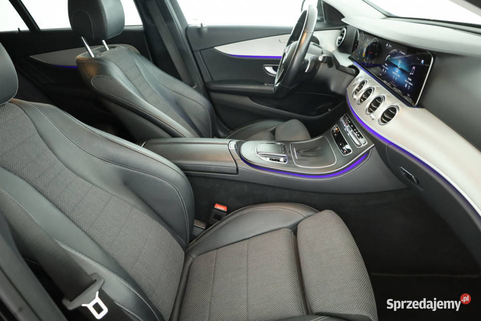 Mercedes E E 220 d 4MATIC kamera cofania Piaseczno