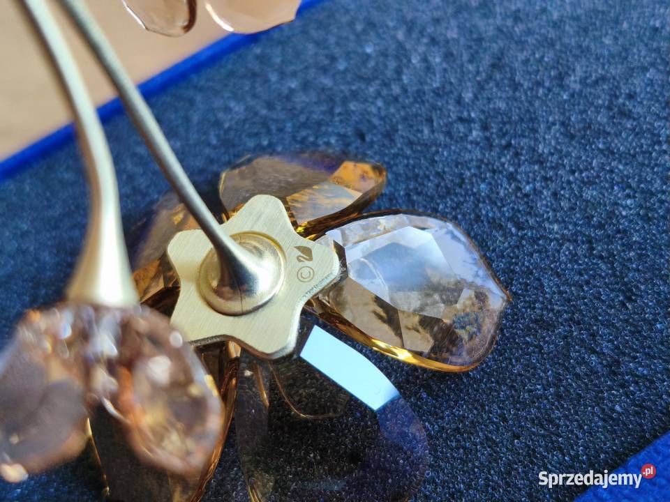 Kryształowa figurka SWAROVSKI Kwiat Dzwonek Blizanów