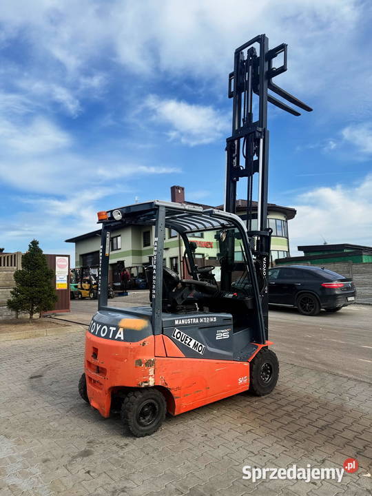 wózek widłowy elektryczny TOYOTA 8FBMT25 Triplex