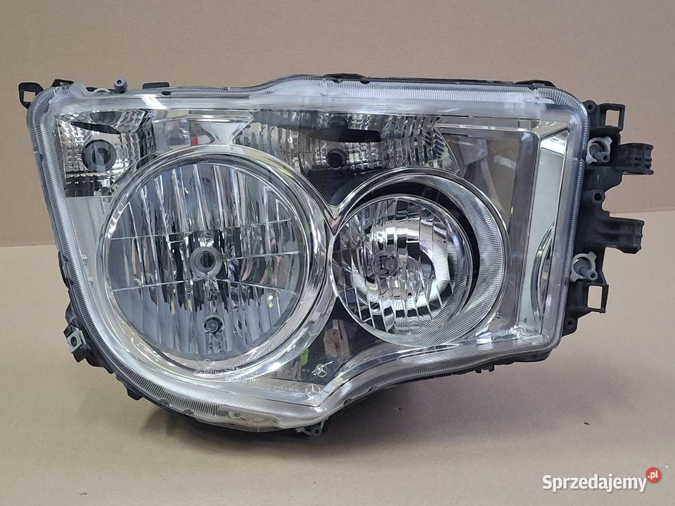 MERCEDES AROCS ANTOS REFLEKTOR PRAWY ORYGINAŁ Bieleń