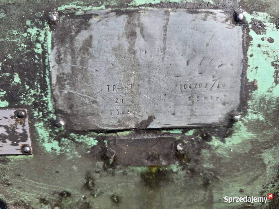 Tokarka uniwersalna PORĘBA TR90 31 Rok produkcji 1949 Salnia