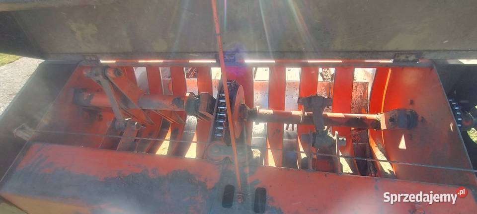 Przyczepa samozbierająca dmuchawa garażowane Nadzieja