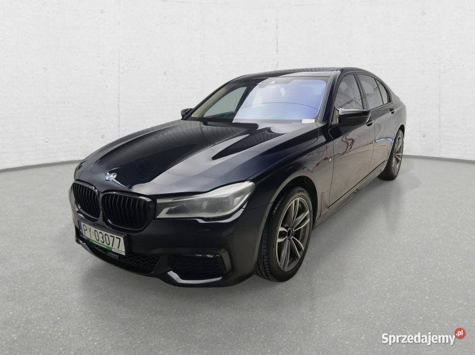 BMW 750 G12 2015 benzyna BMW Komorniki