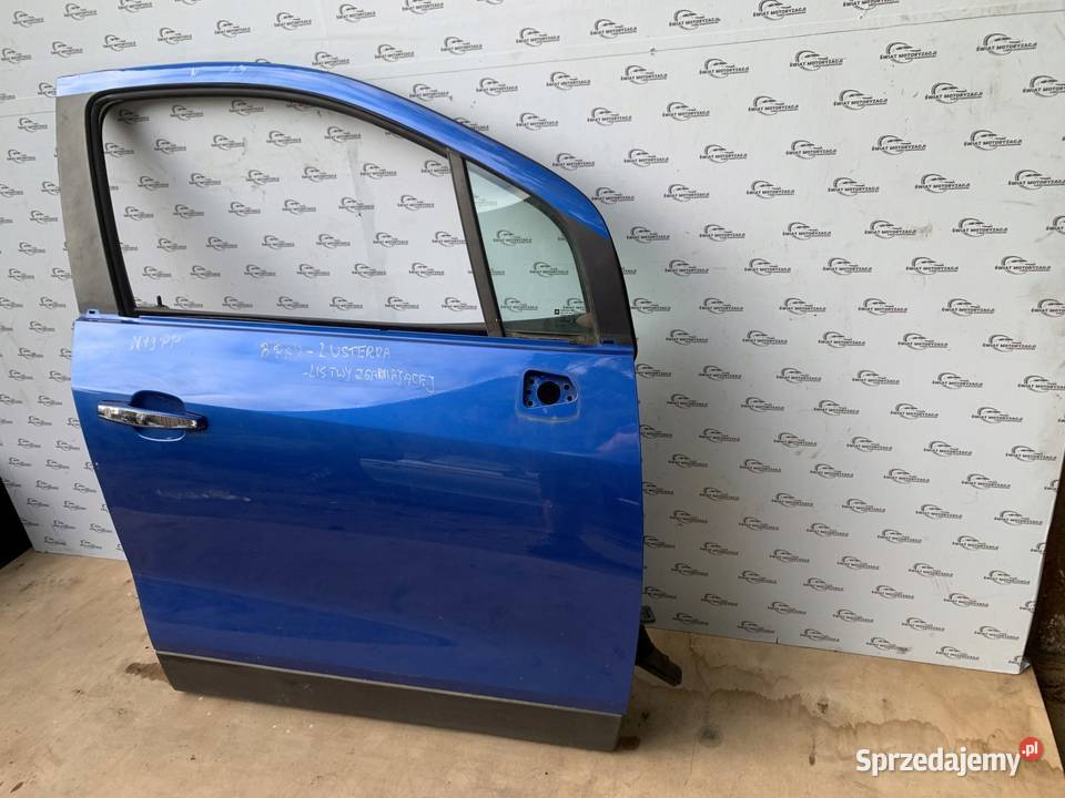 FIAT GRANDE PUNTO 09r drzwi prawe przód Kielce