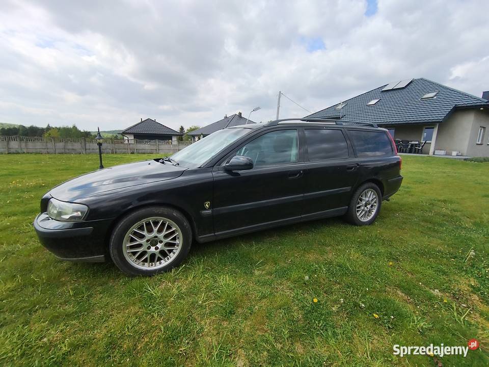 Volvo V70 uszkodzone zawieszenie prawy przód sprzedam