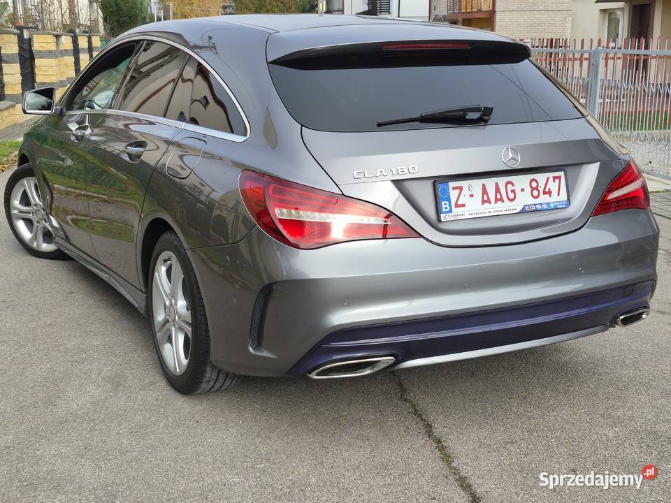 Mercedea Cla 180 Amg Line 16 T 122 manualna Ostrowiec Świętokrzyski