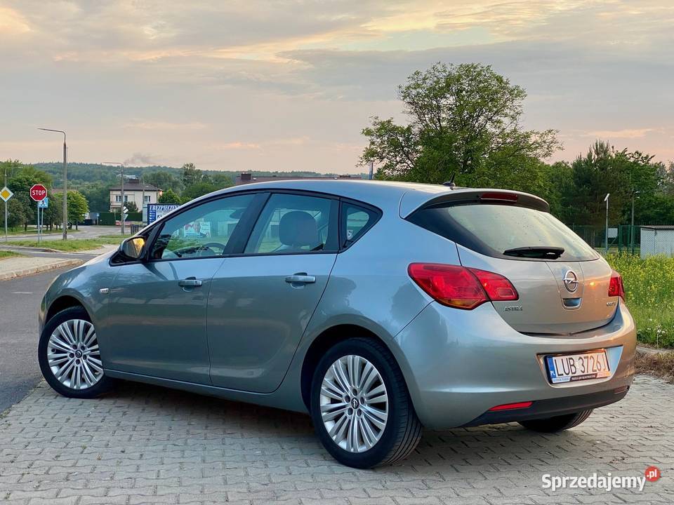 Opel Astra J 2011 13 CDTi nowy rozrząd EGR Kraśnik