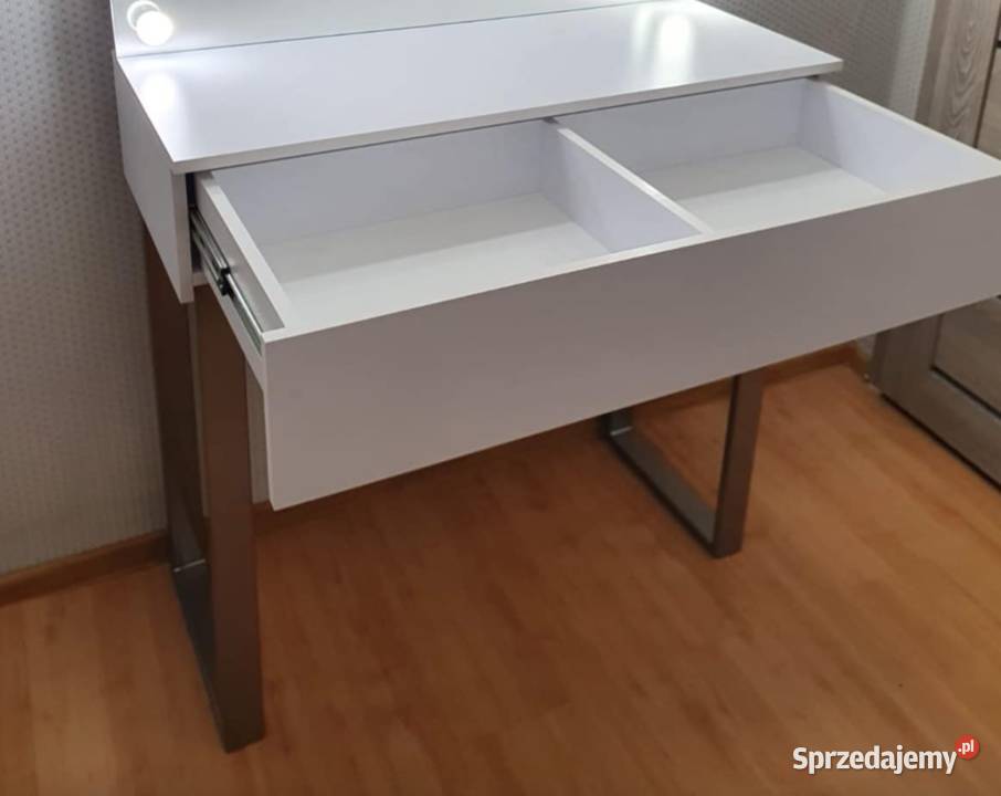 Stanowisko ami 120 biale nogi hollywood do Warszawa