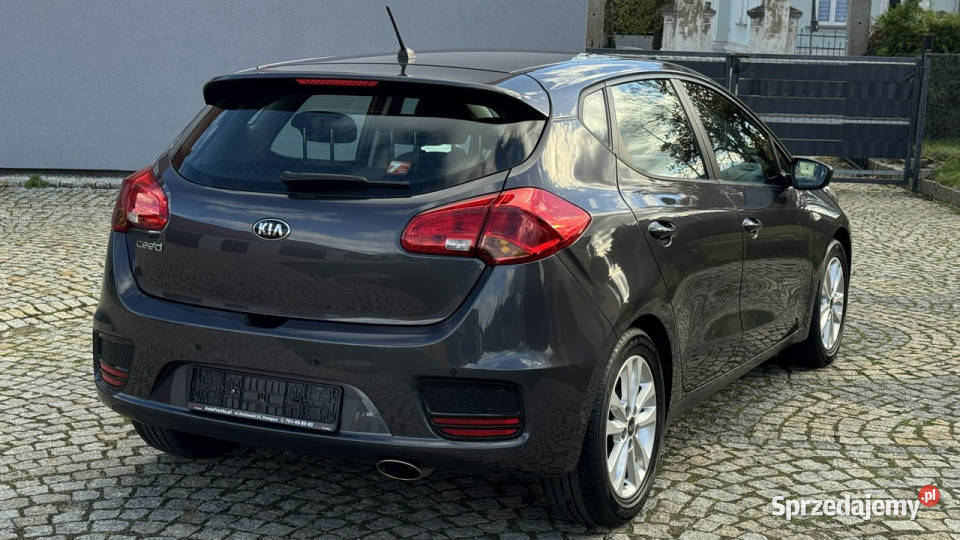 Kia Ceed 14 Benz 101 z Niemiec Nawigacja LIFTOWY nieuszkodzony