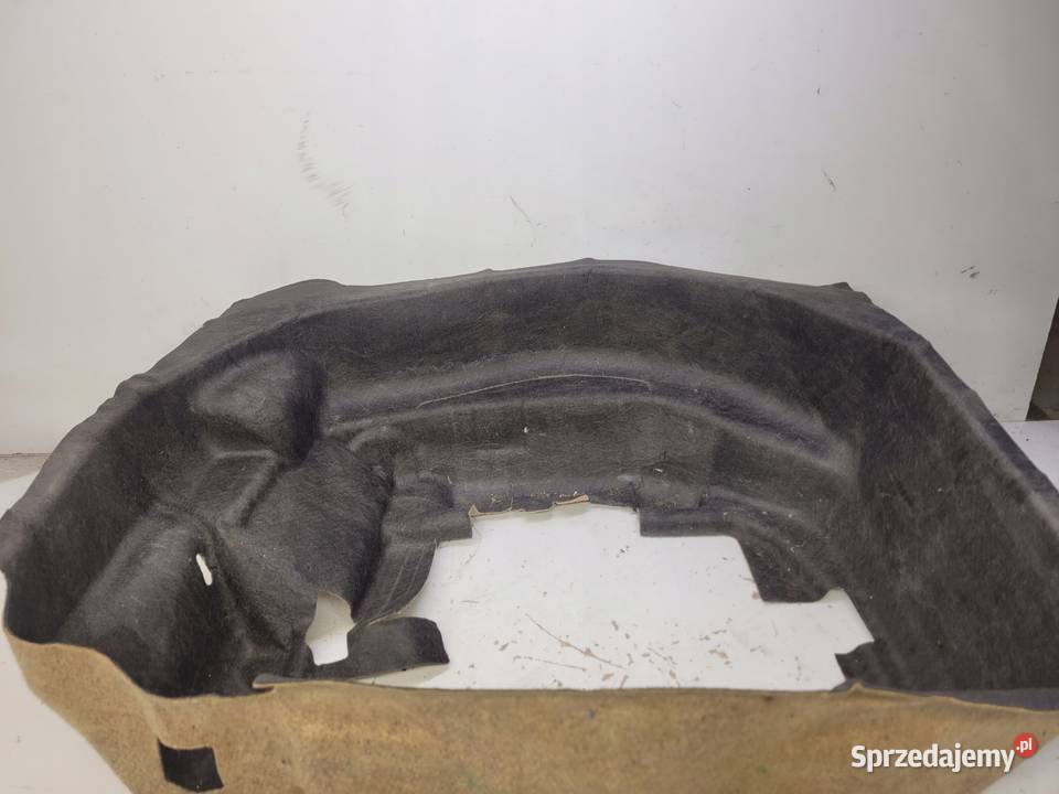 WKŁADKA WYKŁADZINA KOŁA AUDI A4 B8 AV 8K9863697C Pozostałe Przystajń