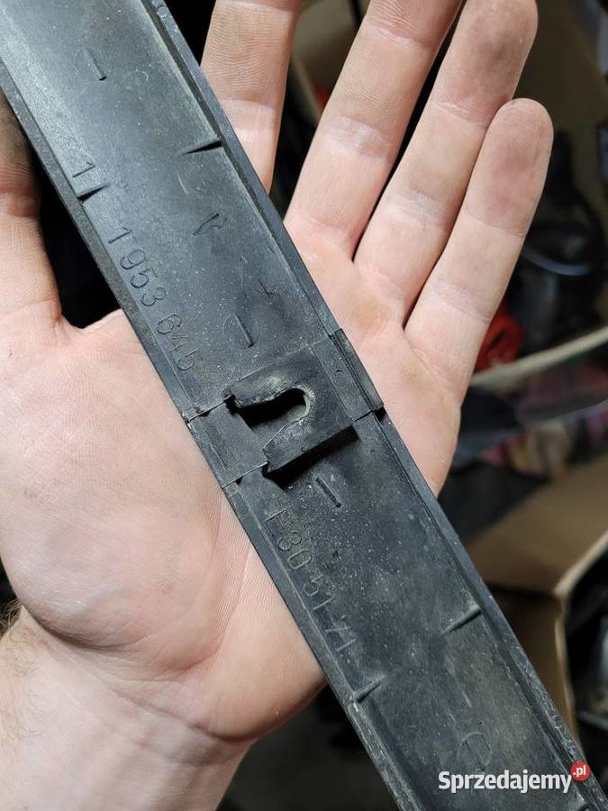 Osłona pasa przedniego zaślepka bmw e30 Kalisz