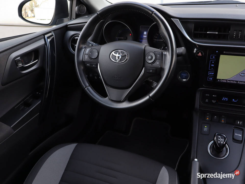 Toyota Auris Hybrid sprzedam