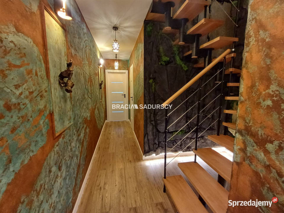 Mieszkanie sprzedam Kraków 8798m2 5pokojowe Piętro 3