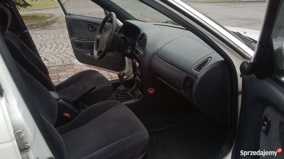 Suzuki Baleno Sedan 16 benzyna 100 Bochnia