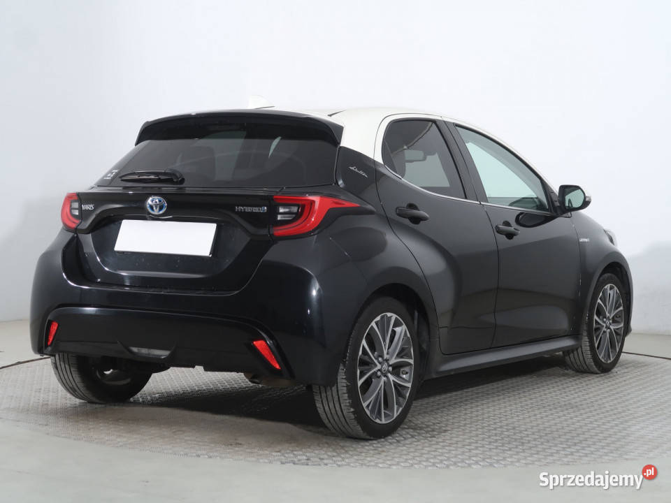 Toyota Yaris 15 VVTi Hybrid Piaseczno