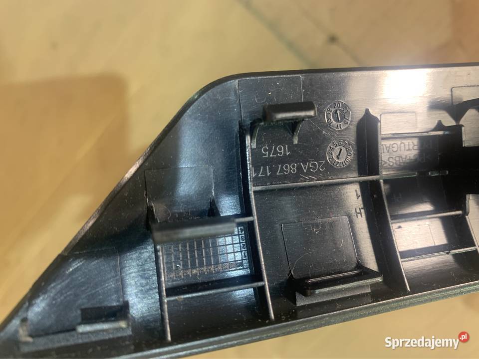 Zaślepka uchwytu drzwi lewy przód 2GA867171 vw zachodniopomorskie Szczecin