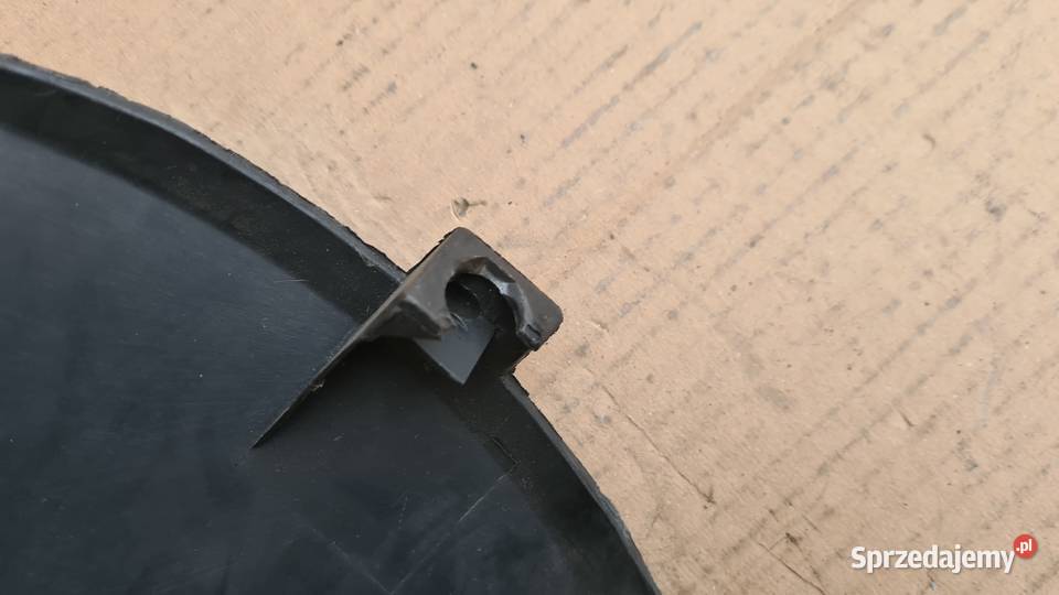 IVECO DAILY 4 0611 osłona pokrywa silnika 23 16v dolnośląskie Legnica sprzedam