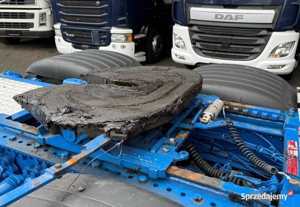 Ciagnik siodlowy 74 tonowy ciagnik 6x4 SCANIA Warszawa