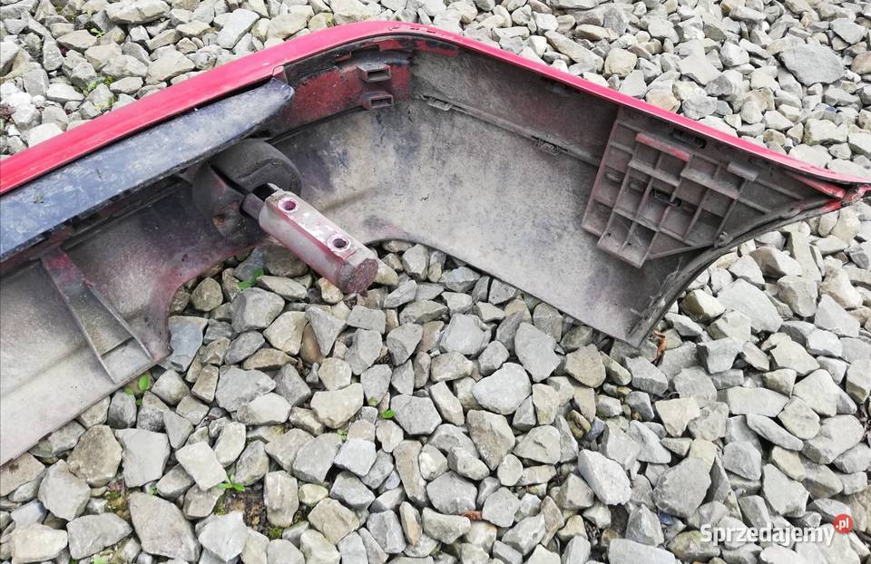 Zderzak tył tylny Audi 80 b4 sedan avant LY3H osobowe podkarpackie Sanok