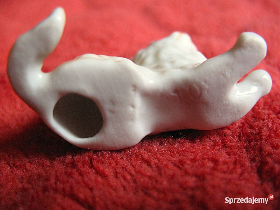 Kot beżowy figurka porcelana 2 x 35 x 2