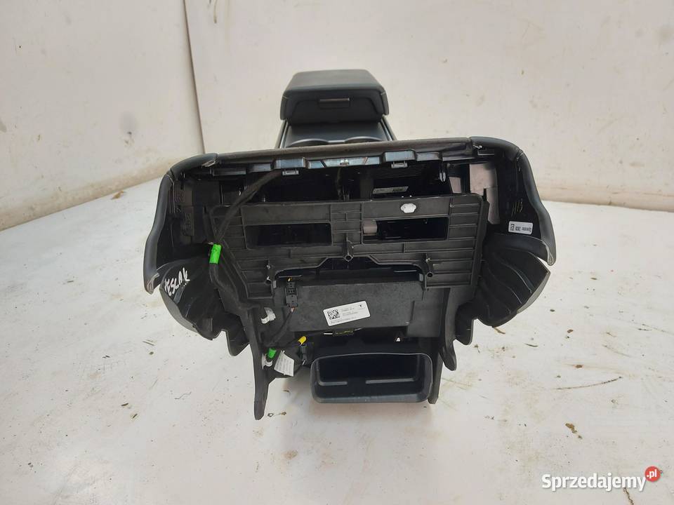 TESLA MODEL Y 2024r PODŁOKIETNIK TUNEL ŚRODKOWY osobowe